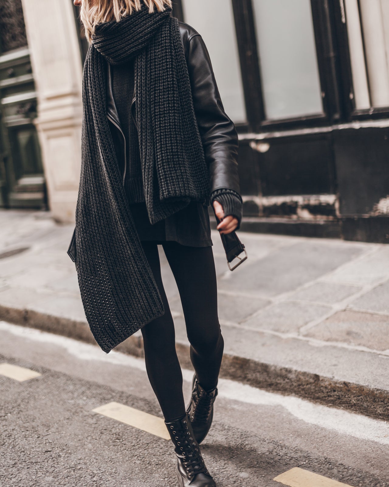 Dark Faded Knit Scarf Gloves - Product photo